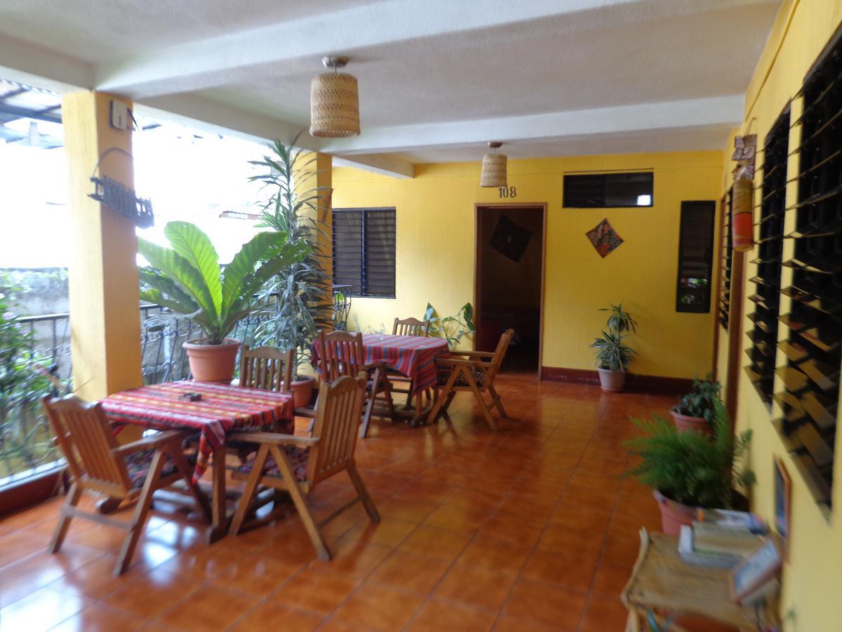 Hotel Encuentro Del Viajero Panajachel Eksteriør billede