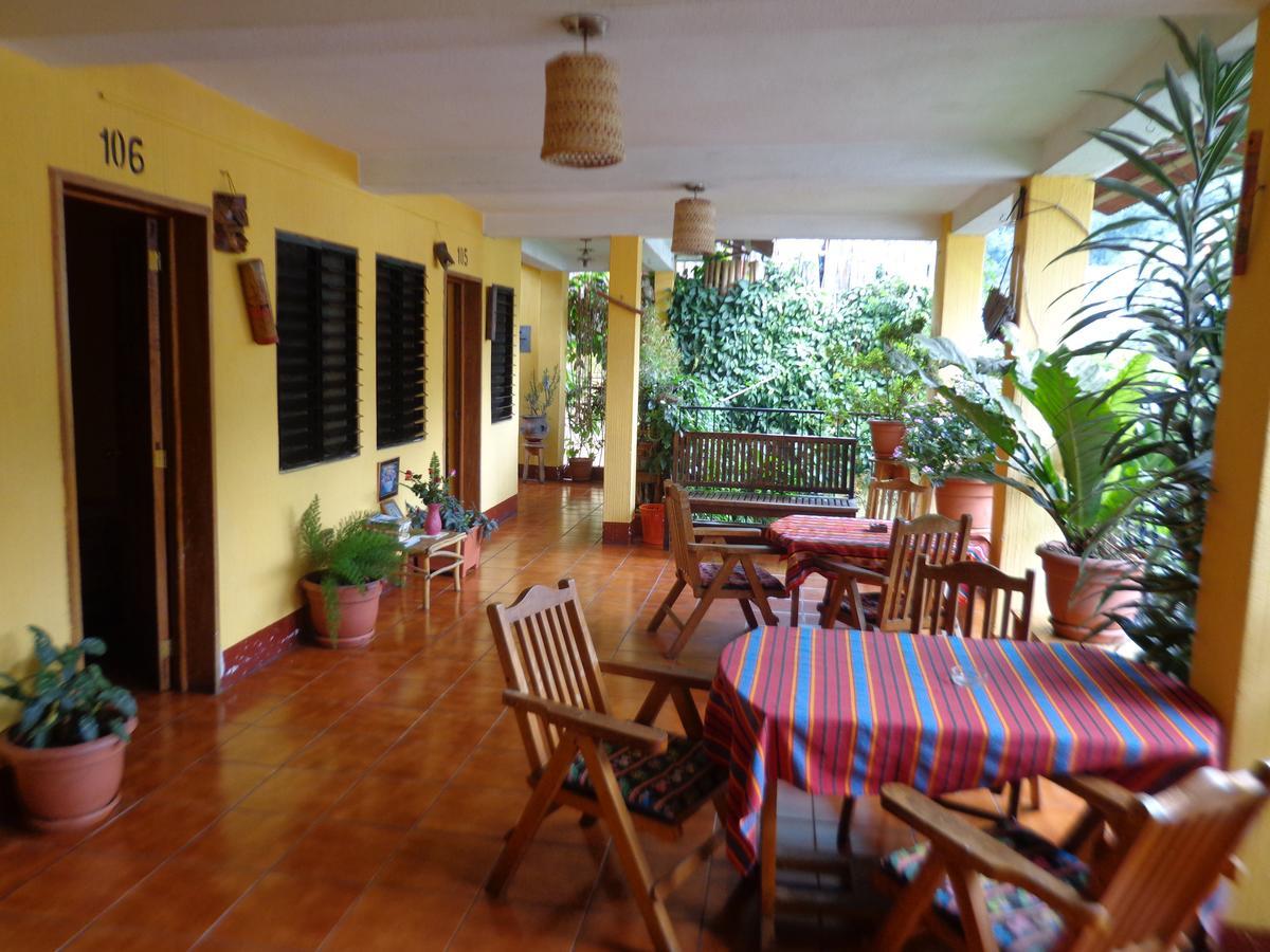 Hotel Encuentro Del Viajero Panajachel Eksteriør billede