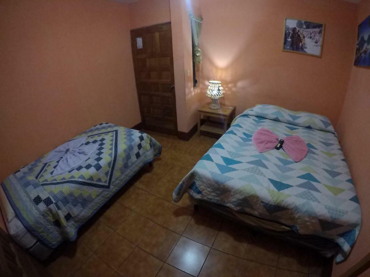 Hotel Encuentro Del Viajero Panajachel Eksteriør billede