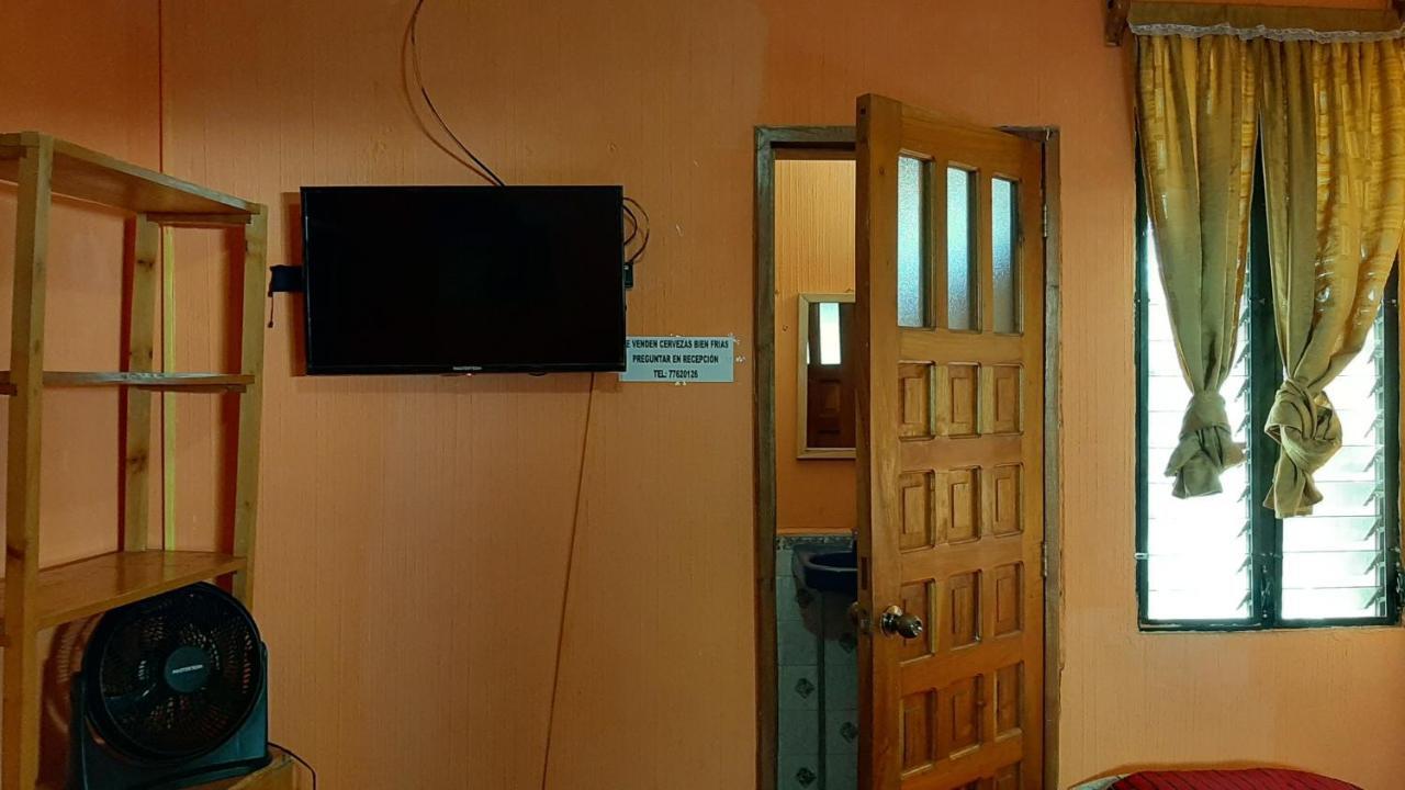 Hotel Encuentro Del Viajero Panajachel Eksteriør billede